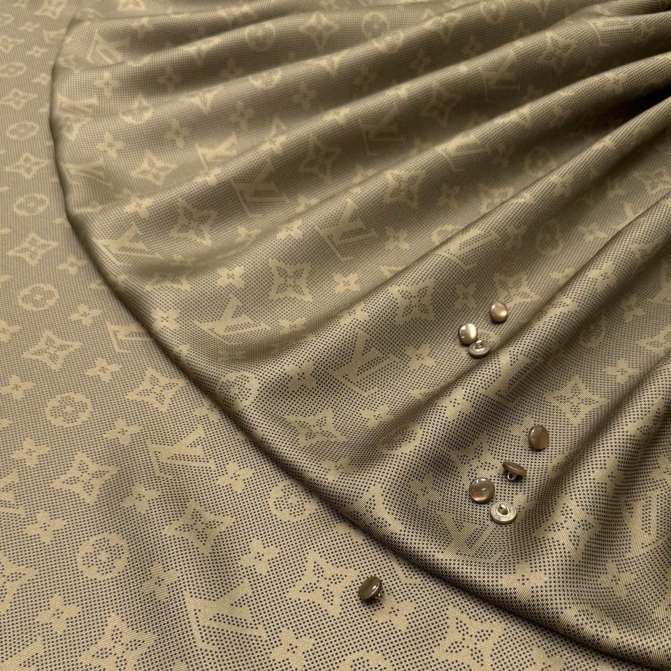 Плательная Louis Vuitton