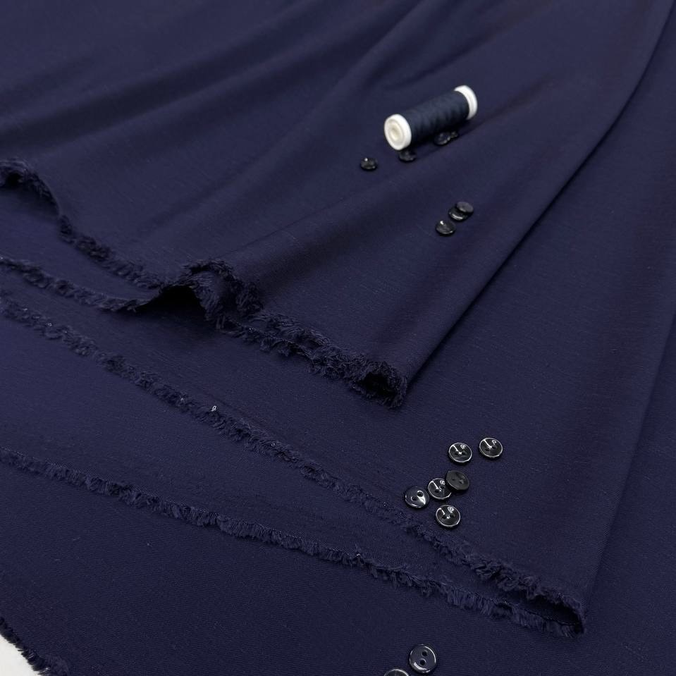 Костюмная Армани , вискоза эластан , шир 125