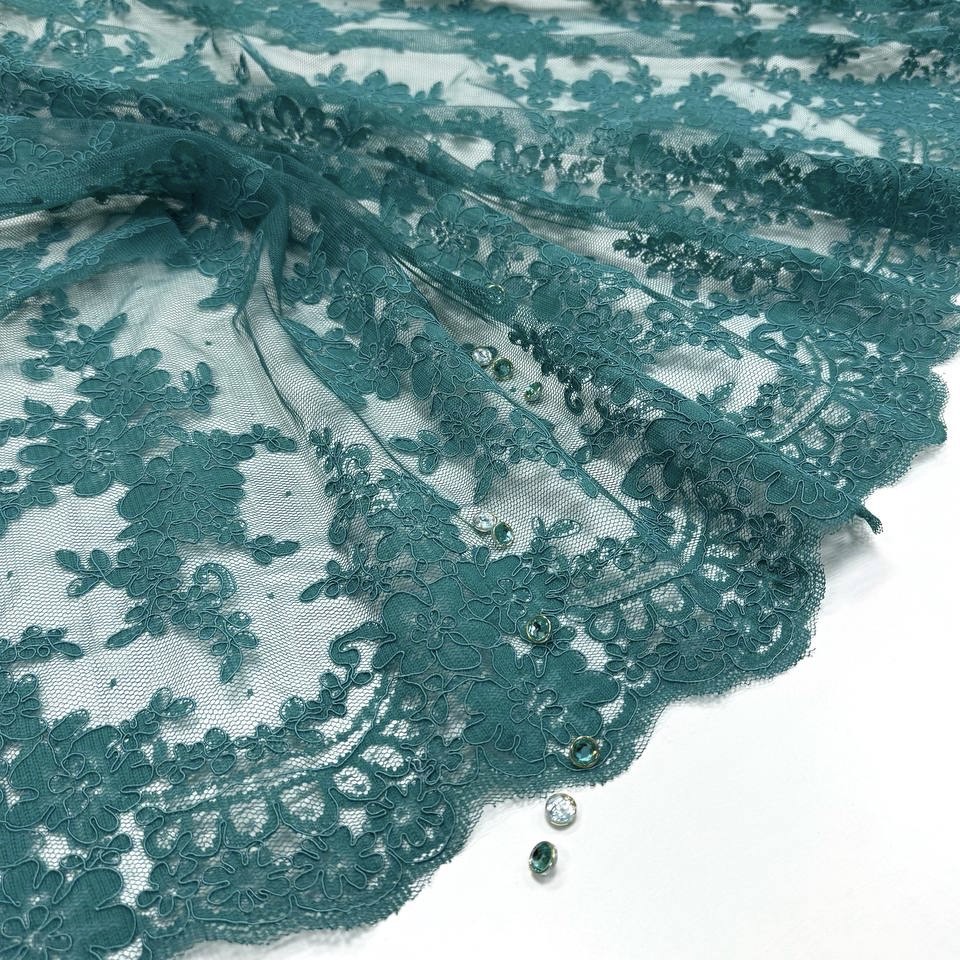 Кружевное полотно вискоза синтет.вол-но ш 140 см