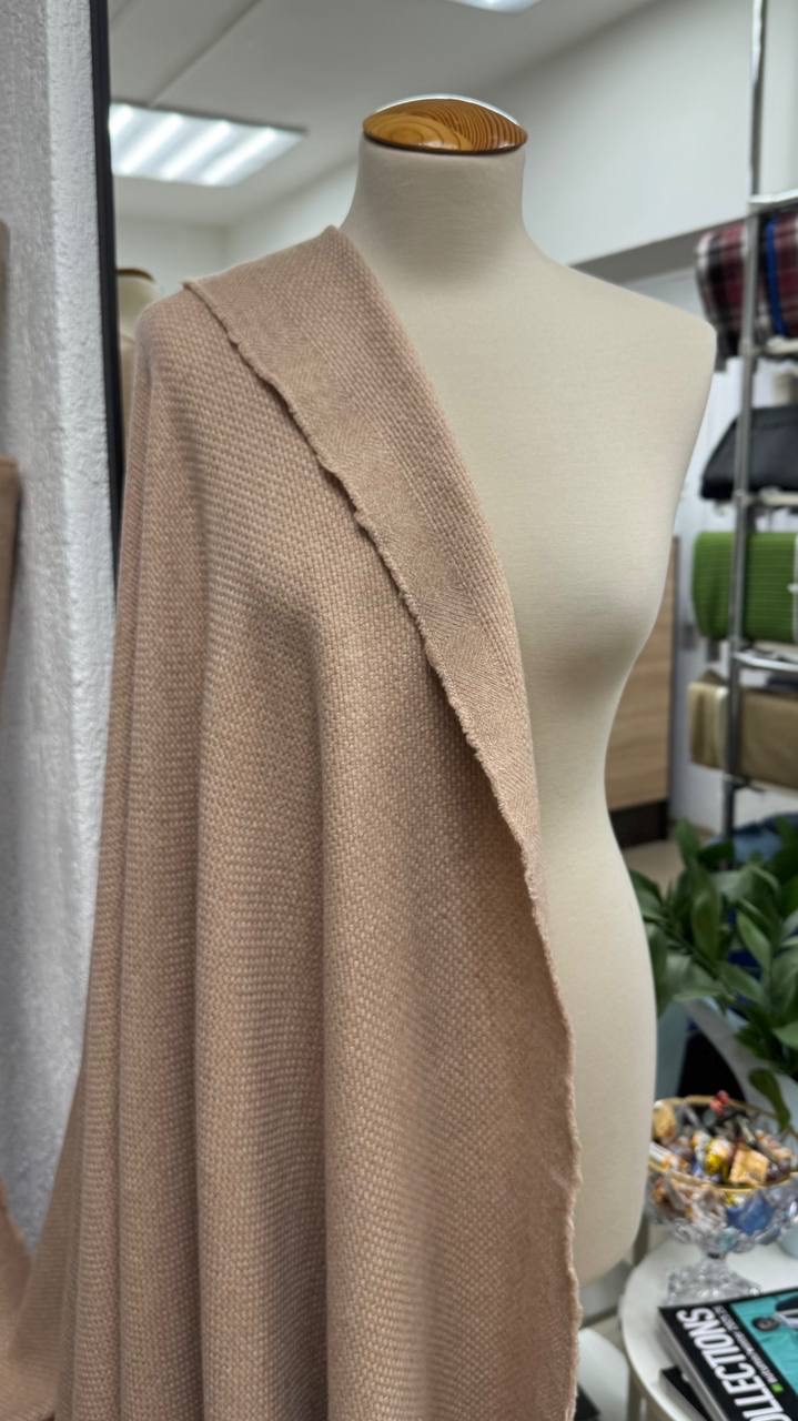 Костюмная  Loro Piana