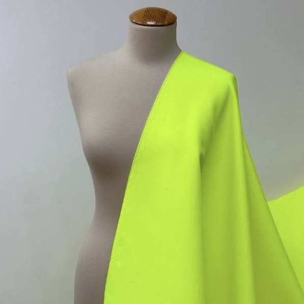 Тренчевая , п/э 100% , шир 152 см