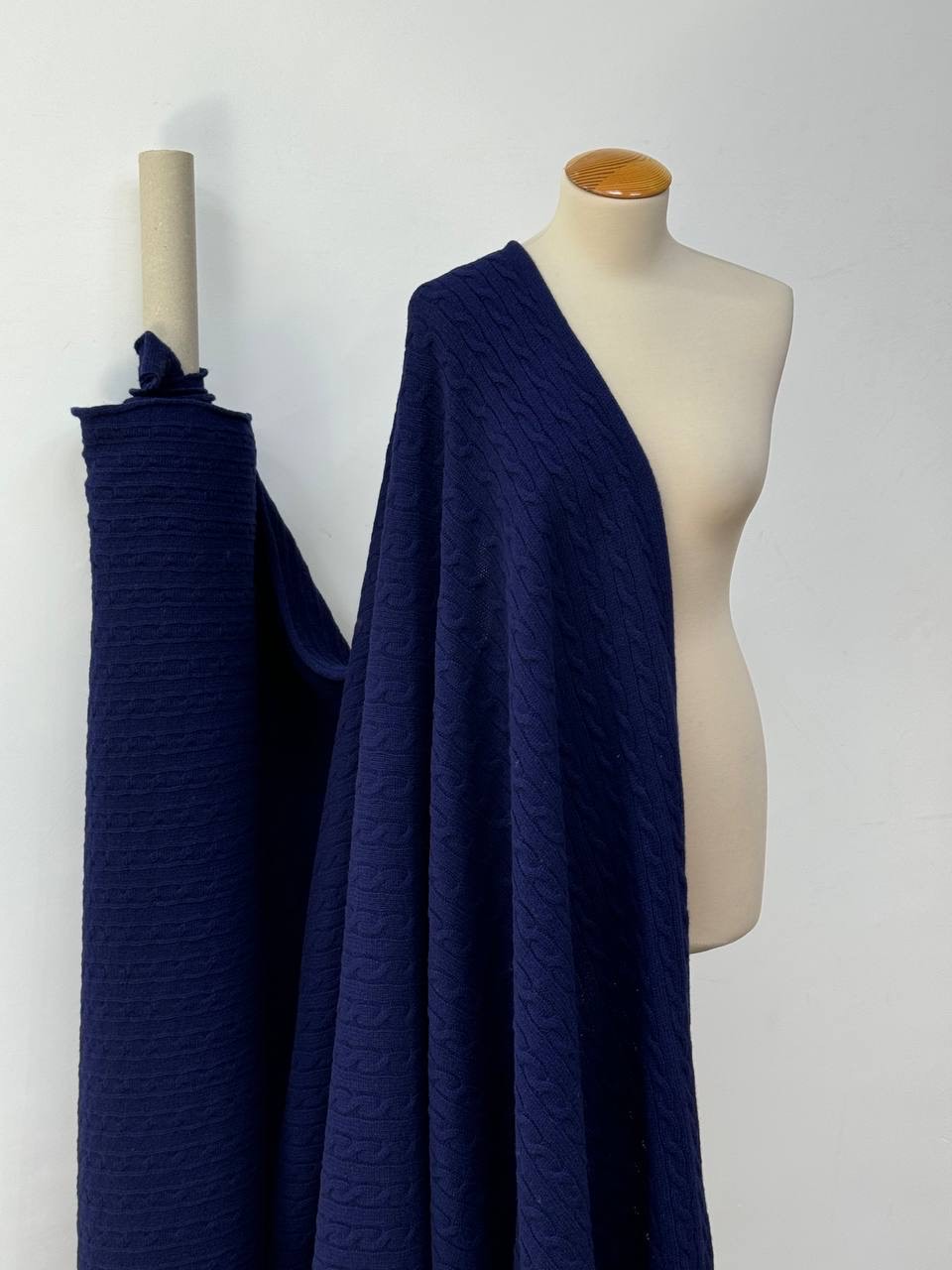 Трикотаж, шерсть 90% акрил 10%, шир 145 см