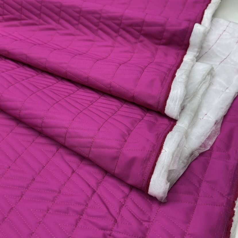 Стежка Valentino