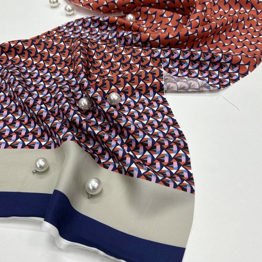 Твилли Лоро Пиана , шелк 100% , 35 см х 140 см