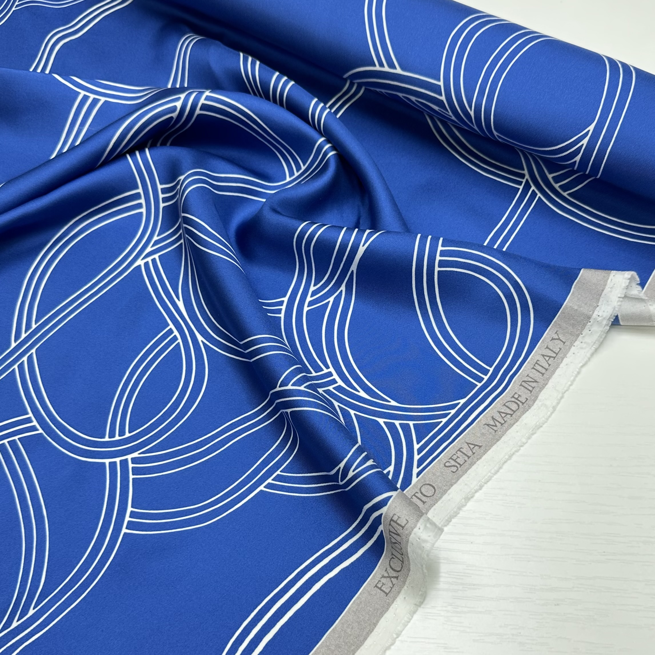 Плательная Loewe