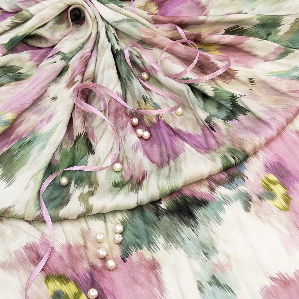 Плательный атлас, вискоза 100%, ширина 130 см