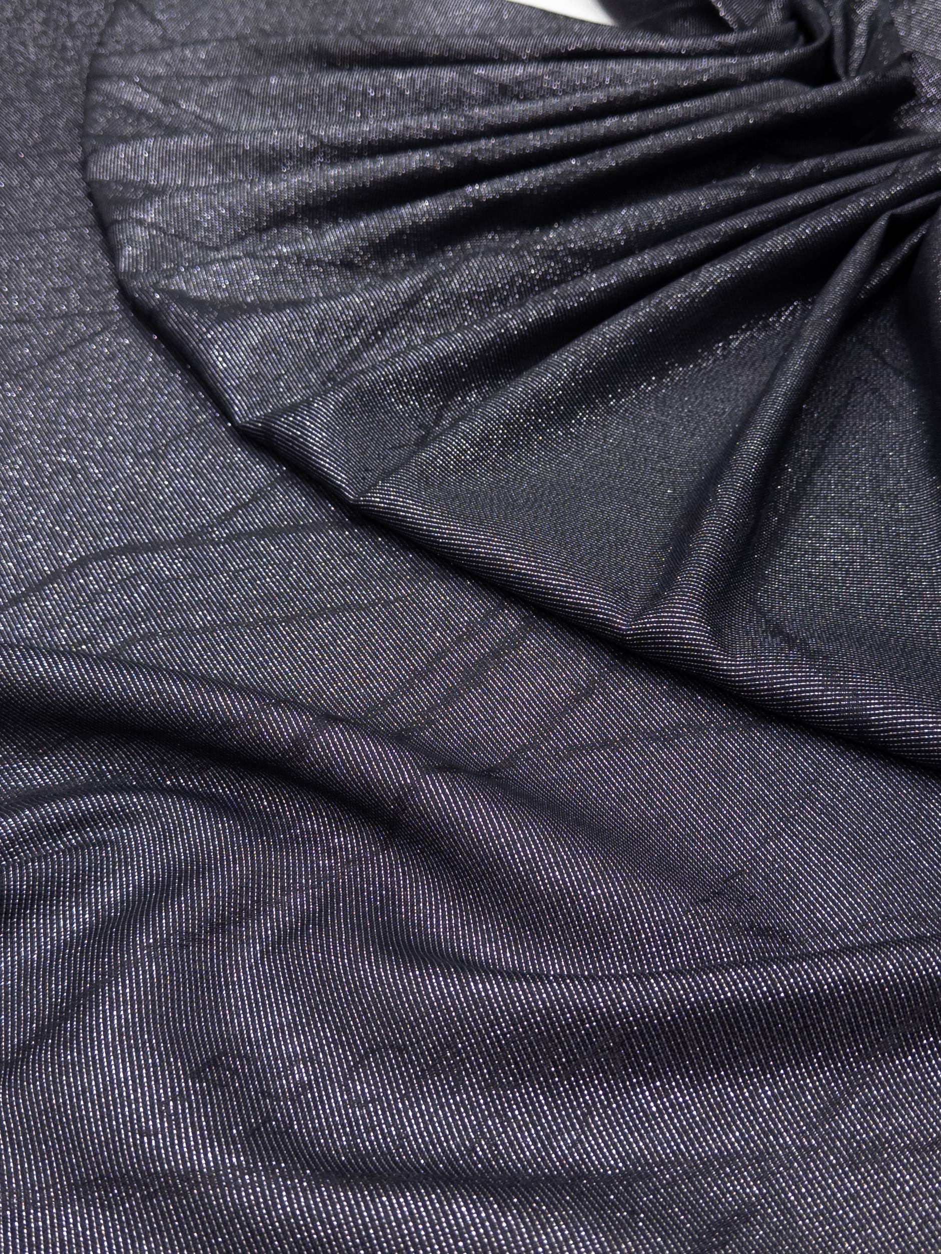 Костюмно-плательная ткань Escada