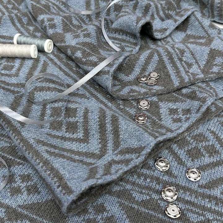 триотажн полотно серо голубое с серыми ромбами шерсть акрил ш. 128