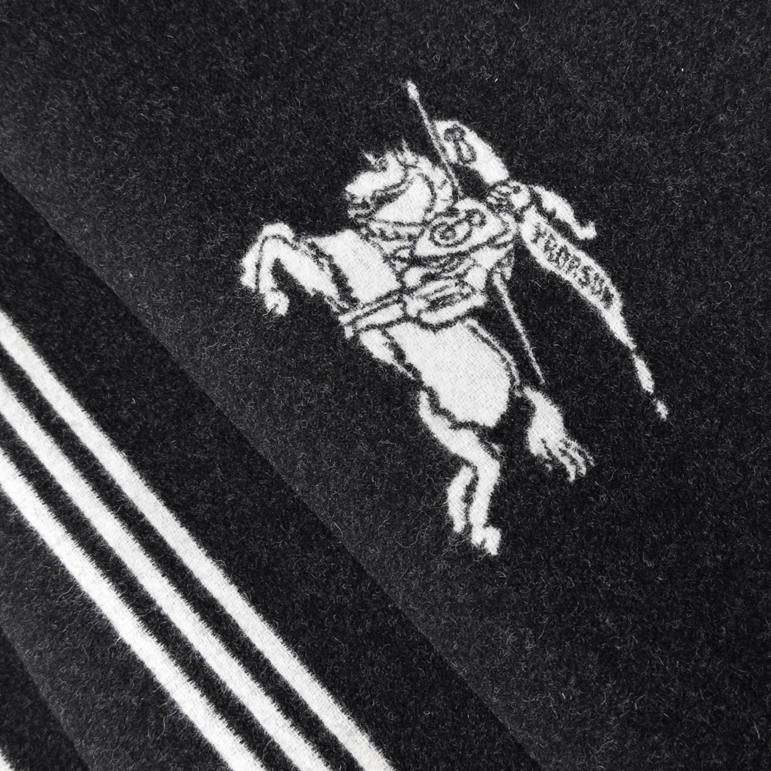 Пальтовая Burberry