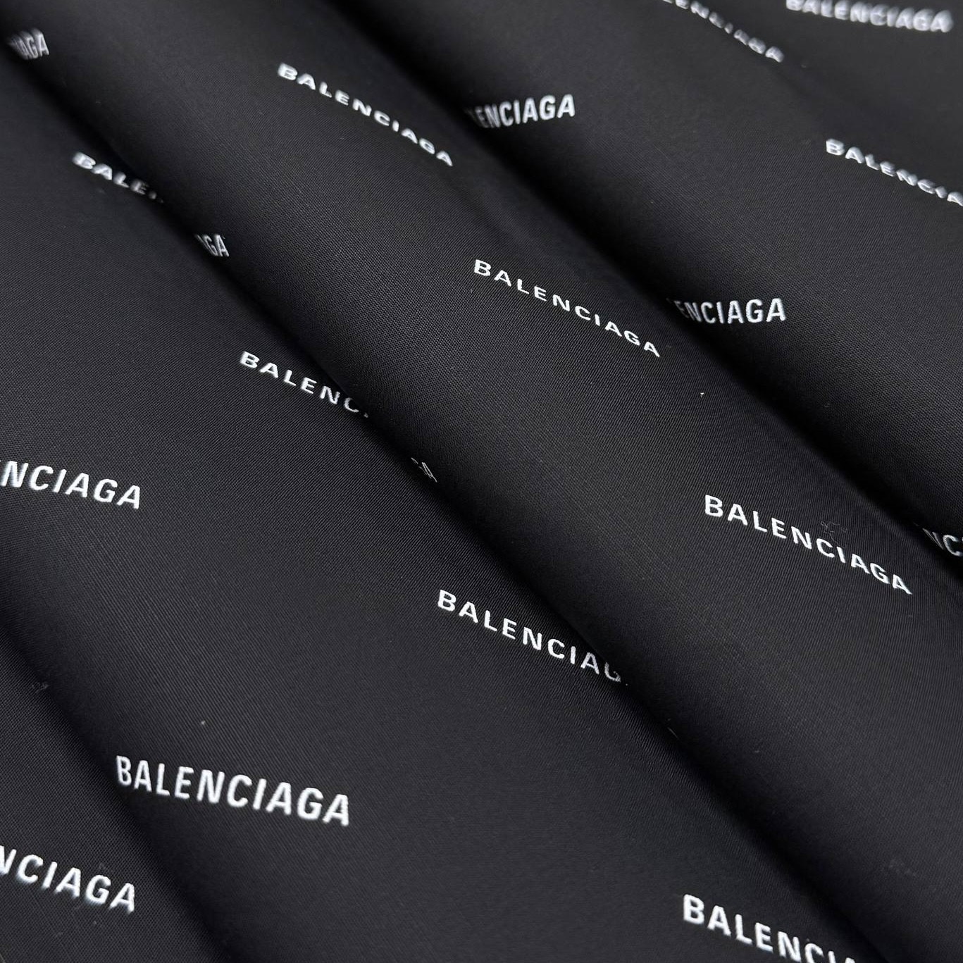 Рубашечная Balenciaga