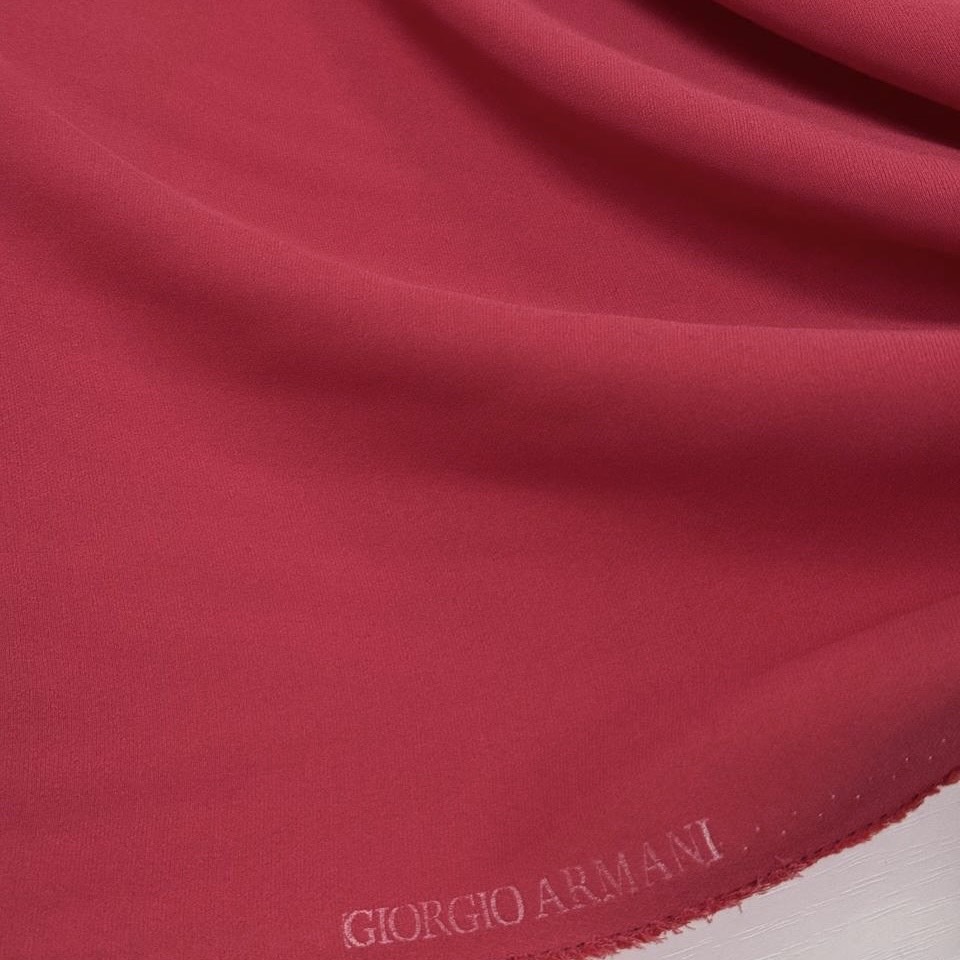 Плательная Armani