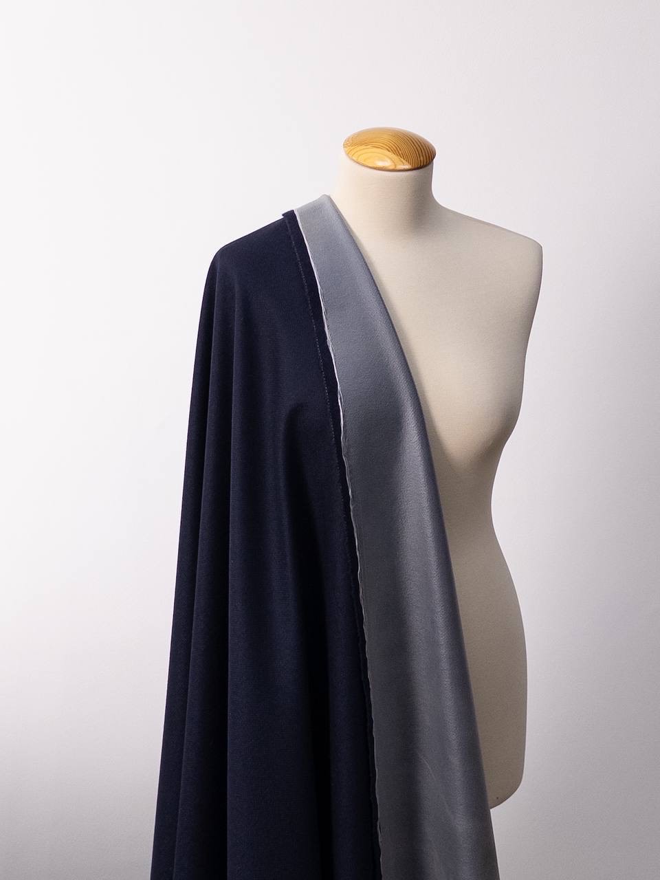 Костюмная Loro Piana Storm System