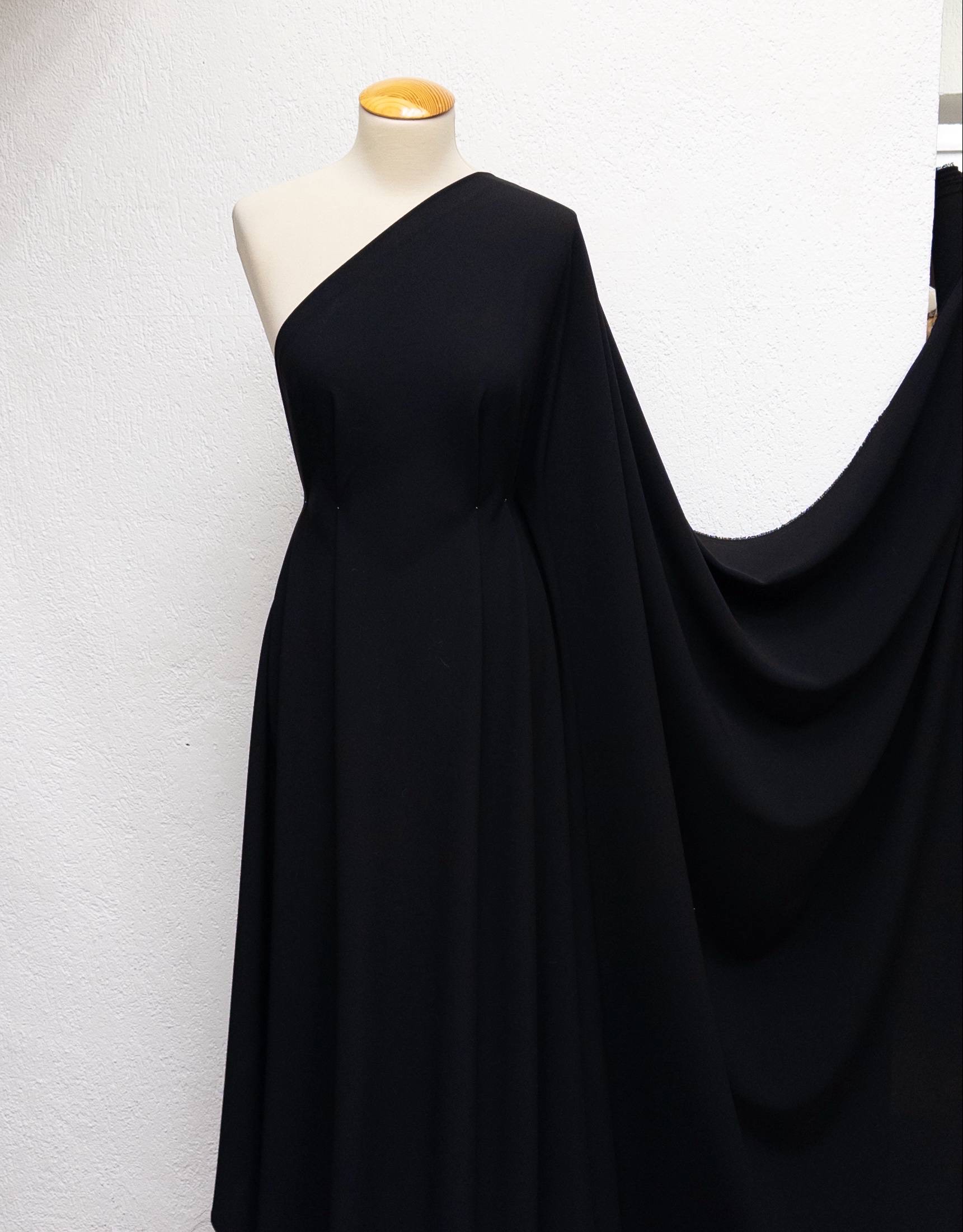 Костюмно-плательная