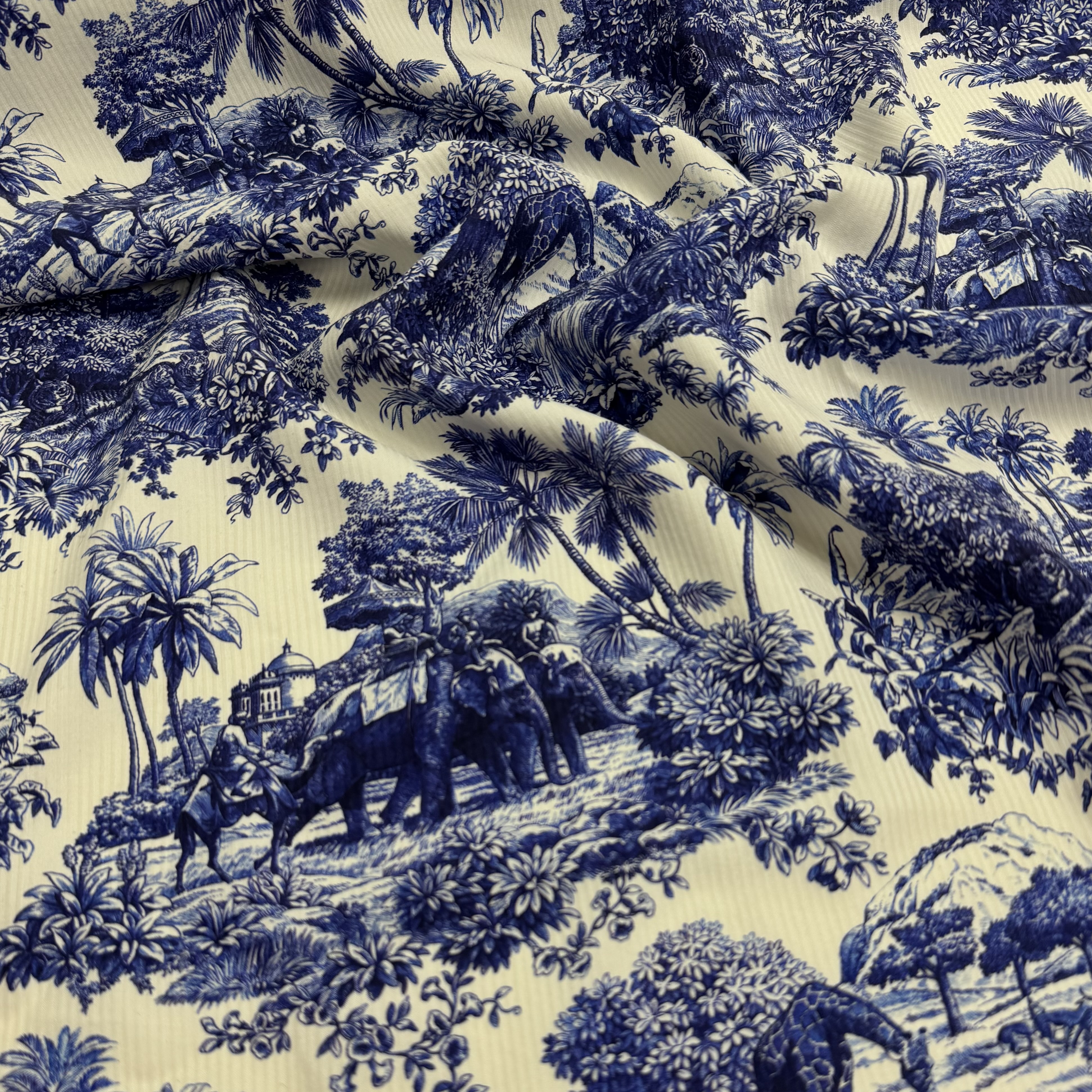 Плательная Диор, шелк 100%, ширина 160 см