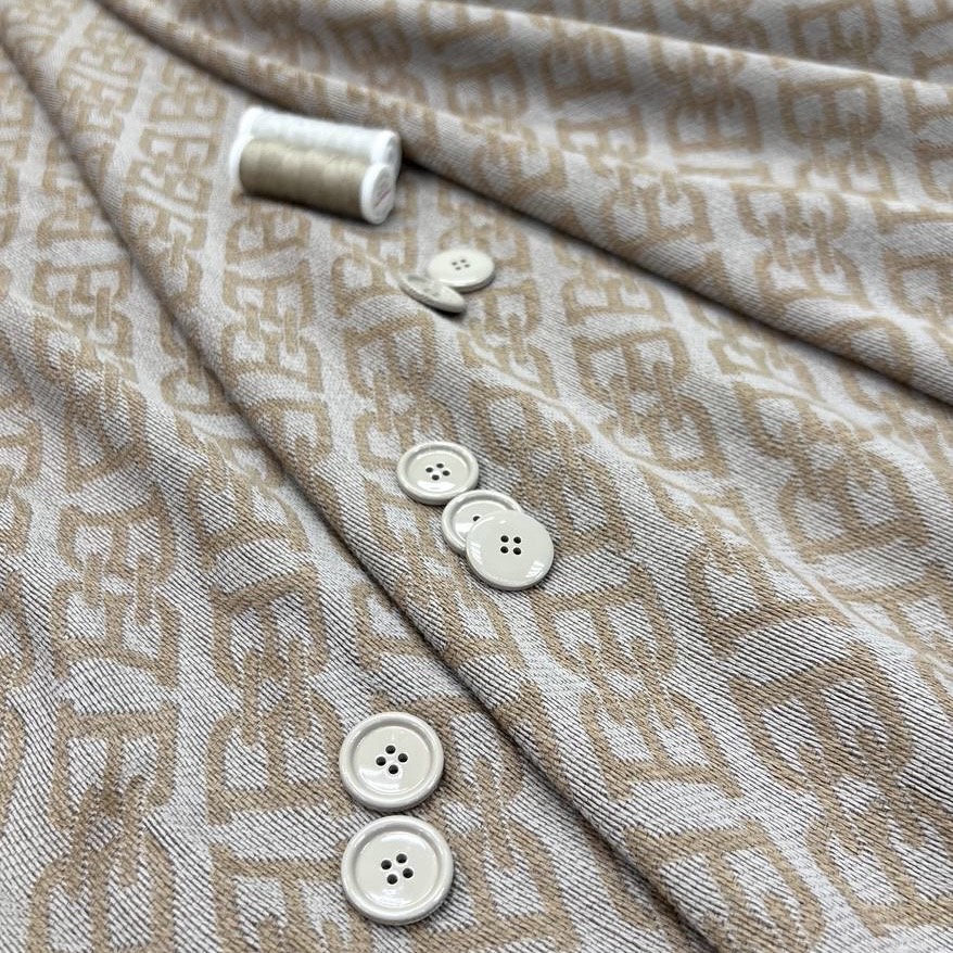 Жаккард Балли , 140 см х 190 см , шерсть шелк